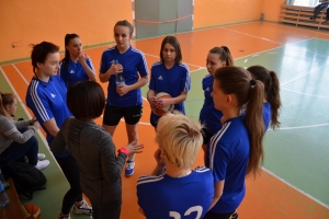 Zawody powiatowe w piłkę koszykową dziewcząt w roku szkolnym 2016/2017 - zdjęcie16