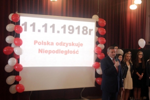 Uroczystość z okazji Święta Niepodległości - 11 listopada - zdjęcie9